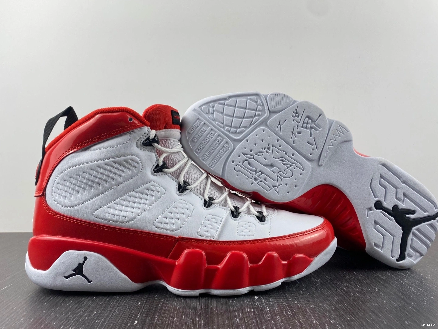 302370-160L  Jordan Red Black 9 White Gym Air Red 0207